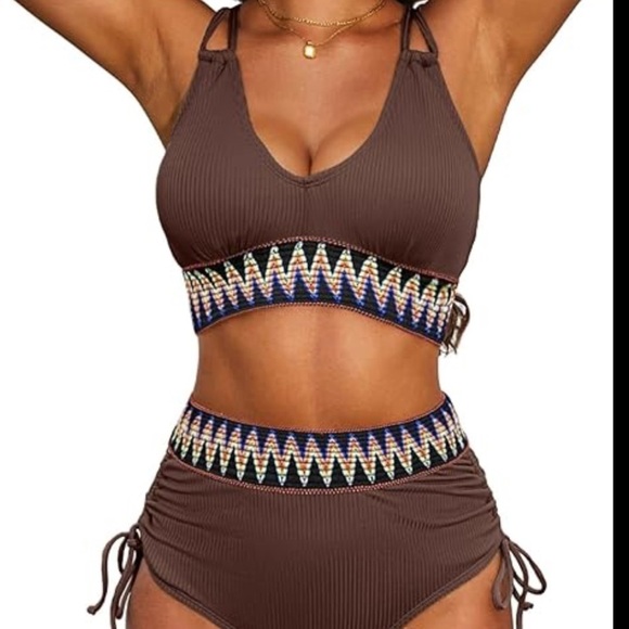 New V-Neck High Waisted Bikini Set. Size Large - Picture 2 of 9